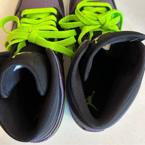 Nike Air Jordan 1 Retro Joker PURPLE and GREEN Size‎ 10 Night Vision 2012 - Picture 8 of 15